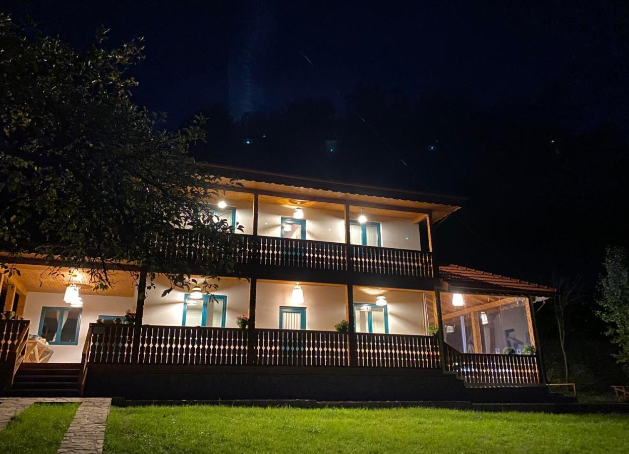 לינה וארוחת בוקר Colti Casa Lila מראה חיצוני תמונה